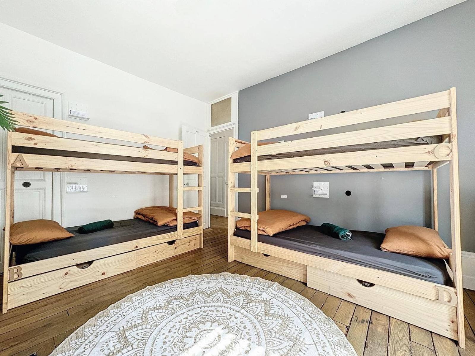 A1 Champagne Residence - 200 M2 14 Personnes 2 Toilets 4 Showers - Hyper Centre - Chalons En Champagne Eksteriør billede